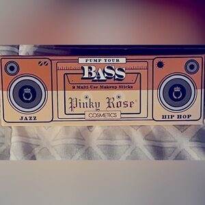 PINKY ROSE COSMETICS- PUMP YOUR BASS - 2 MULTI USE MAKEUP STICKS